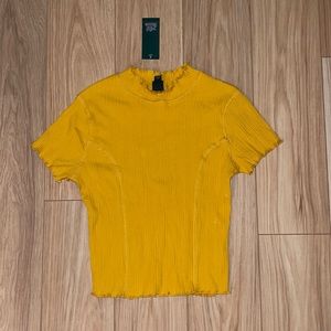 NWT Wild Fable Gold Tee with Ruffle Edge